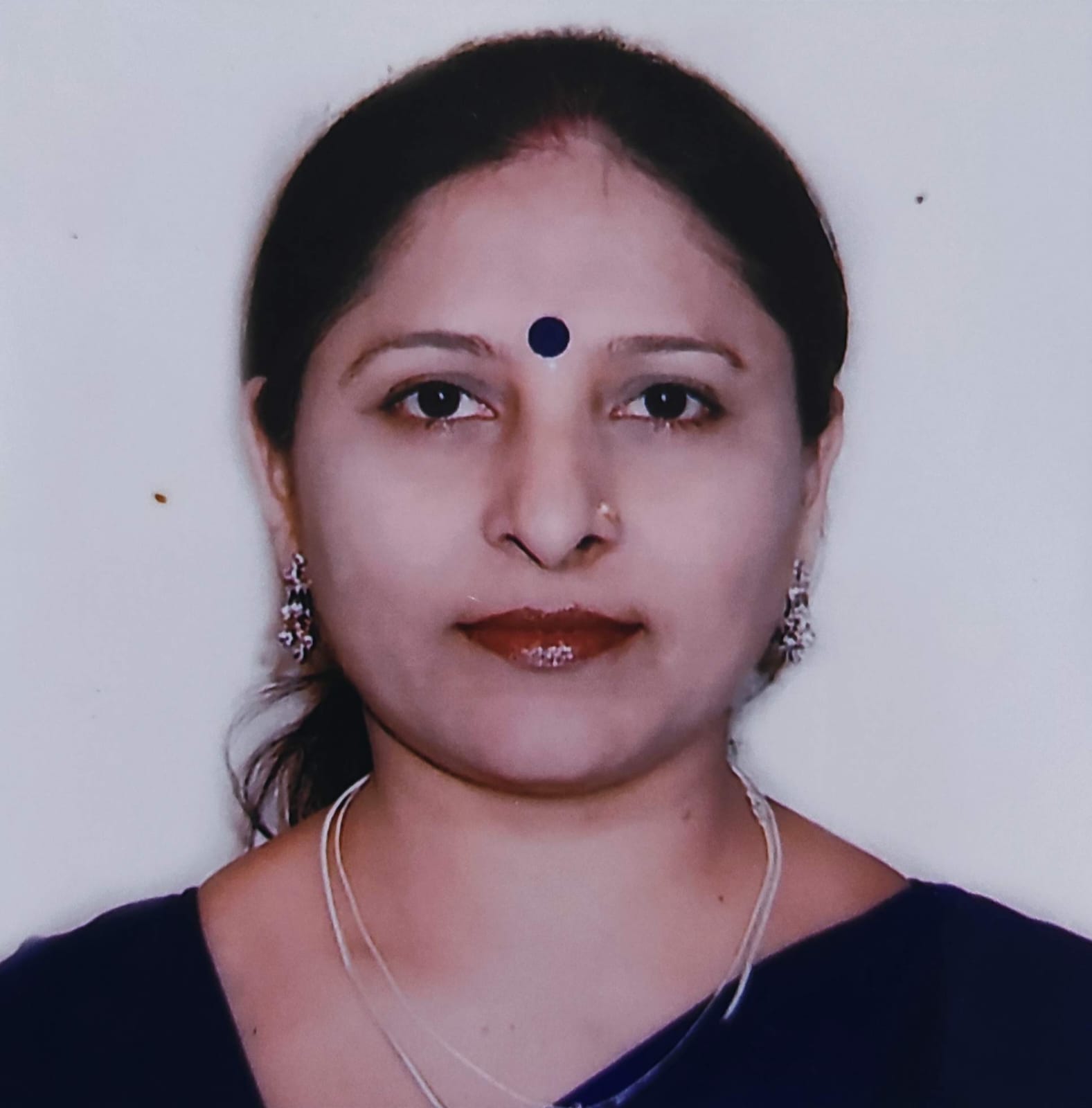 Dr Deepti Saxena